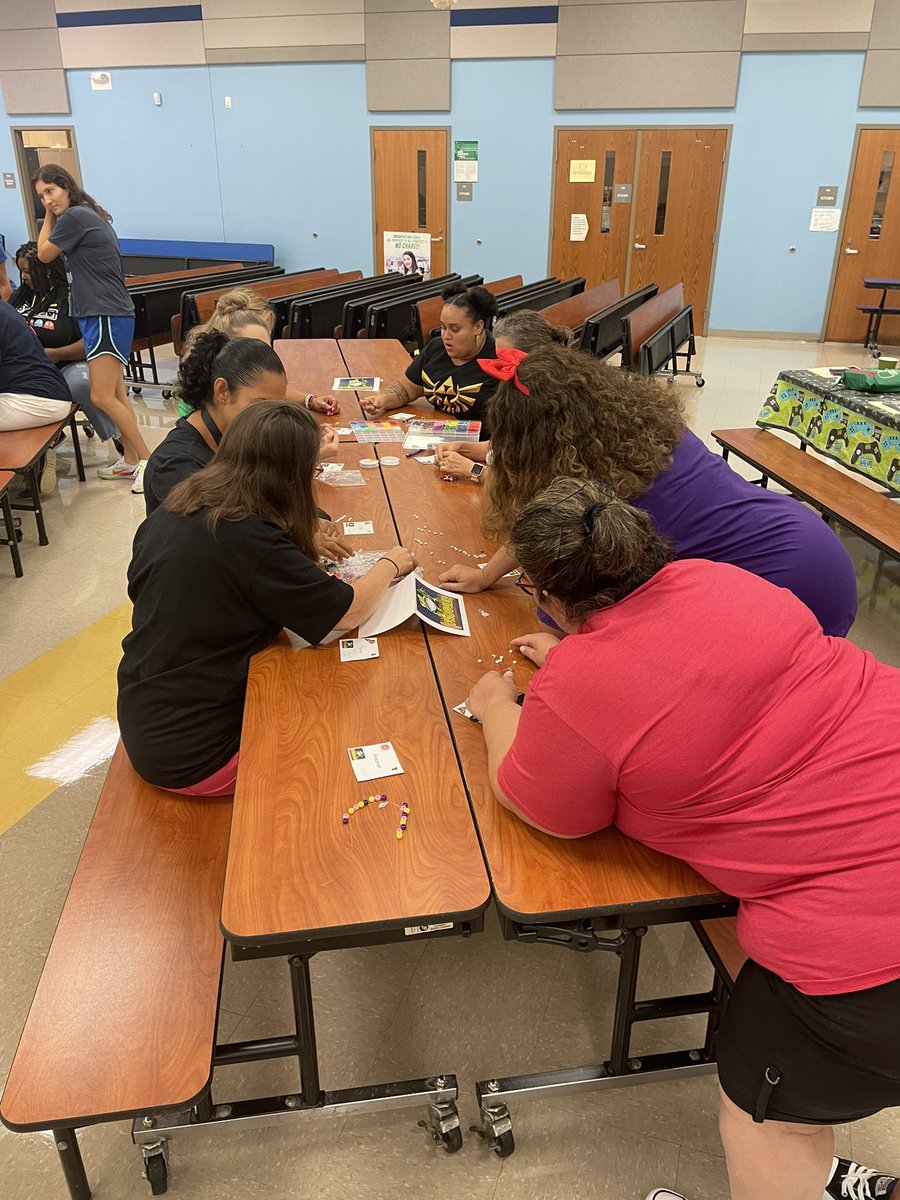 Ms_Vanacore's tweet photo. Making bracelets with our word(s) for this school year! #lovellupandgameon https://t.co/HTCgoRYWB7