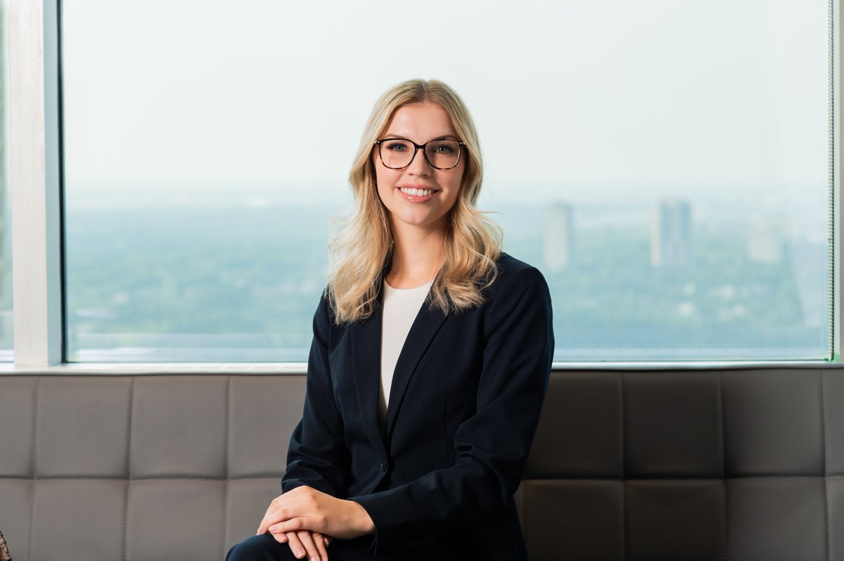 Happy to welcome articling student Jennalee Steadman to DCLLP! Jennalee Steadman obtained her Bachelor of Arts in Psychology (with Distinction) from the University of Calgary. She completed her Juris Doctor (with Distinction) from the University of Alberta in 2023.