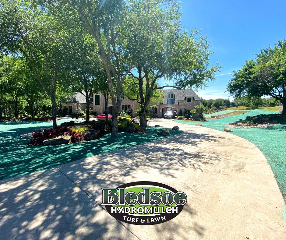 hydromulch's tweet photo. ‼️ONLY 30 DAYS LEFT to install your Bermuda Grasses ‼️

August is booking up FAST!💨

👉Call Bledsoe Hydromulch now to schedule your free site assessment before it’s too late! (214)784-5402 https://t.co/zVowJcE4RJ