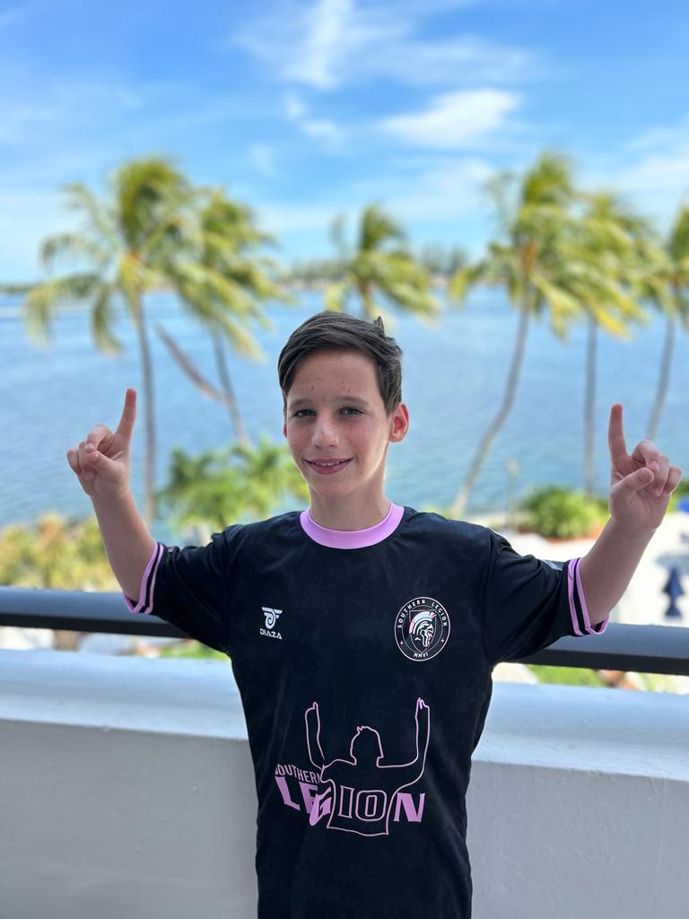 diazafootball's tweet photo. Your #1 Fan is ready for today 🐐 #SouthernLegion #TheChampionsBrand https://t.co/F5GMvxMxiN