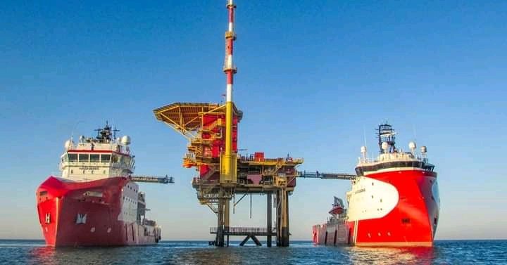 Michael3154561's tweet photo. Positions for Offshore Vessels

CHIEF OFFICER 
Holding COC Class I &amp; STCW Certificate from Home Country

ETO 
Holding ETO COC III/6 &amp; STCW Certificate from Home Country

ELECTRICIAN 
Holding Diploma Electrical &amp; STCW Certificate 
from Home Country https://t.co/alO32MK98O