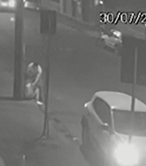 CrimesReais's tweet photo. Jovem é estuprada após ser deixada sozinha por motorista de aplicativo ao retornar de um show em BH. https://t.co/ADQ6LIarhU