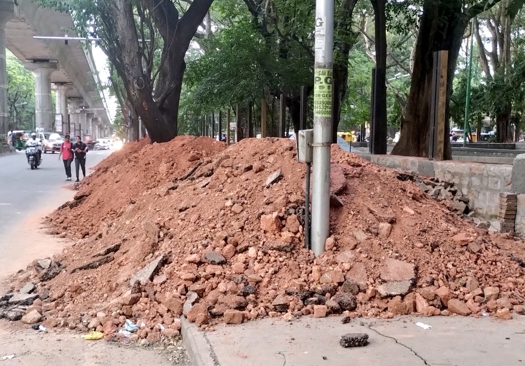 RBPachhapur's tweet photo. Debris of a renovated park on the #Footpath of RV main Road.
#Pedestrians negotiating with heavy vehicles.
Do we follow public works norms?
@BBMPCOMM
@BBMPAdmn
@ICCCBengaluru
#LetUsWalk
@walkabilityasia @urbanvoicesin @namma_BTM @anil_lulla @BengaluruAgenda @BlrCityPolice https://t.co/EKmAuWWUx8