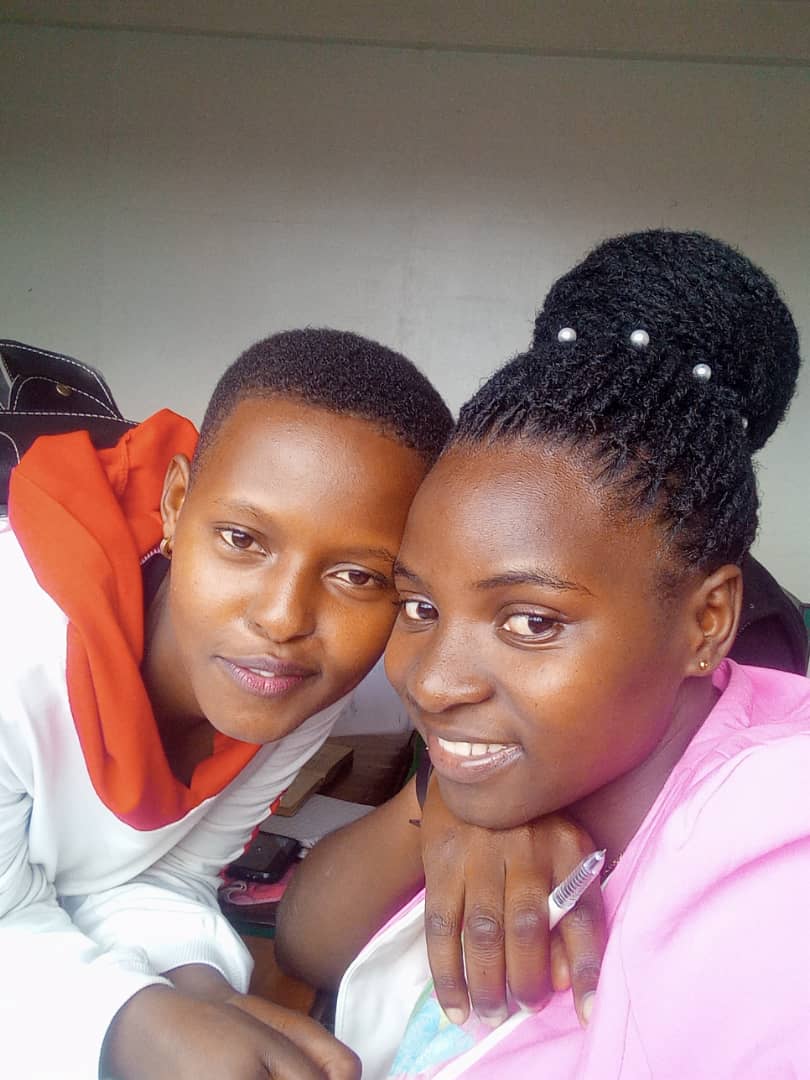 ainea_baker's tweet photo. Two good friends https://t.co/BuWZY5QtEs