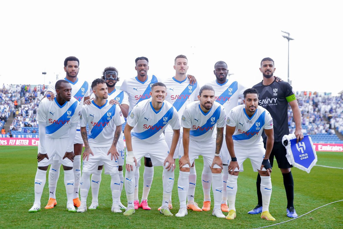 hilalstuff's tweet photo. برأيك من هو أفضل لاعب في مباراة اليوم؟

#الهلال_الوداد https://t.co/Uns2NWohNN