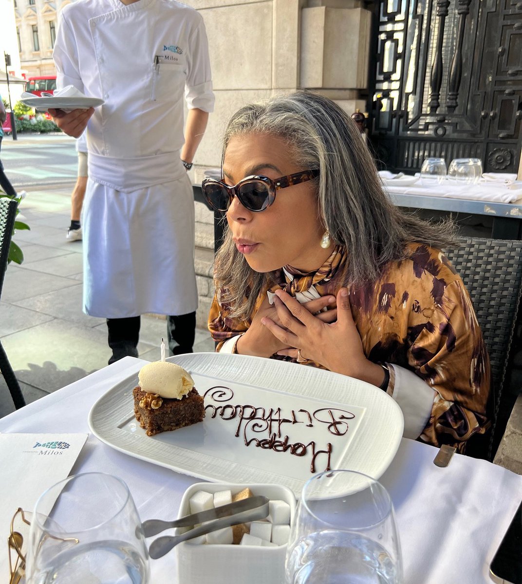 realFemiOtedola's tweet photo. Happy Birthday To Darling Nana 🤍 …F.Ote💲 https://t.co/i92SaEGElU