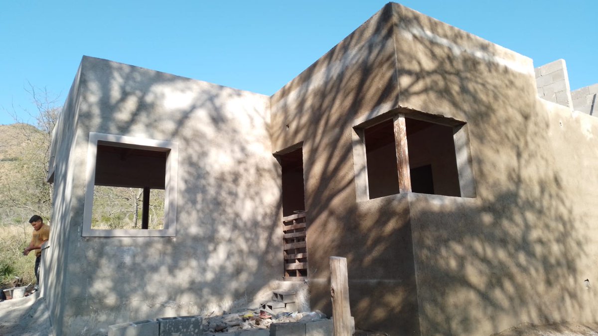 Son muchísimas las obras sin terminar en todo el país de familias q accedieron al crédito procrear con la intención de tener una solución habitacional <a href="/lucianoscato/">Luciano Scatolini</a> <a href="/MinHabitatAR/">Ministerio de Desarrollo Territorial y Hábitat</a> <a href="/smaggiotti/">Santiago Maggiotti</a>
