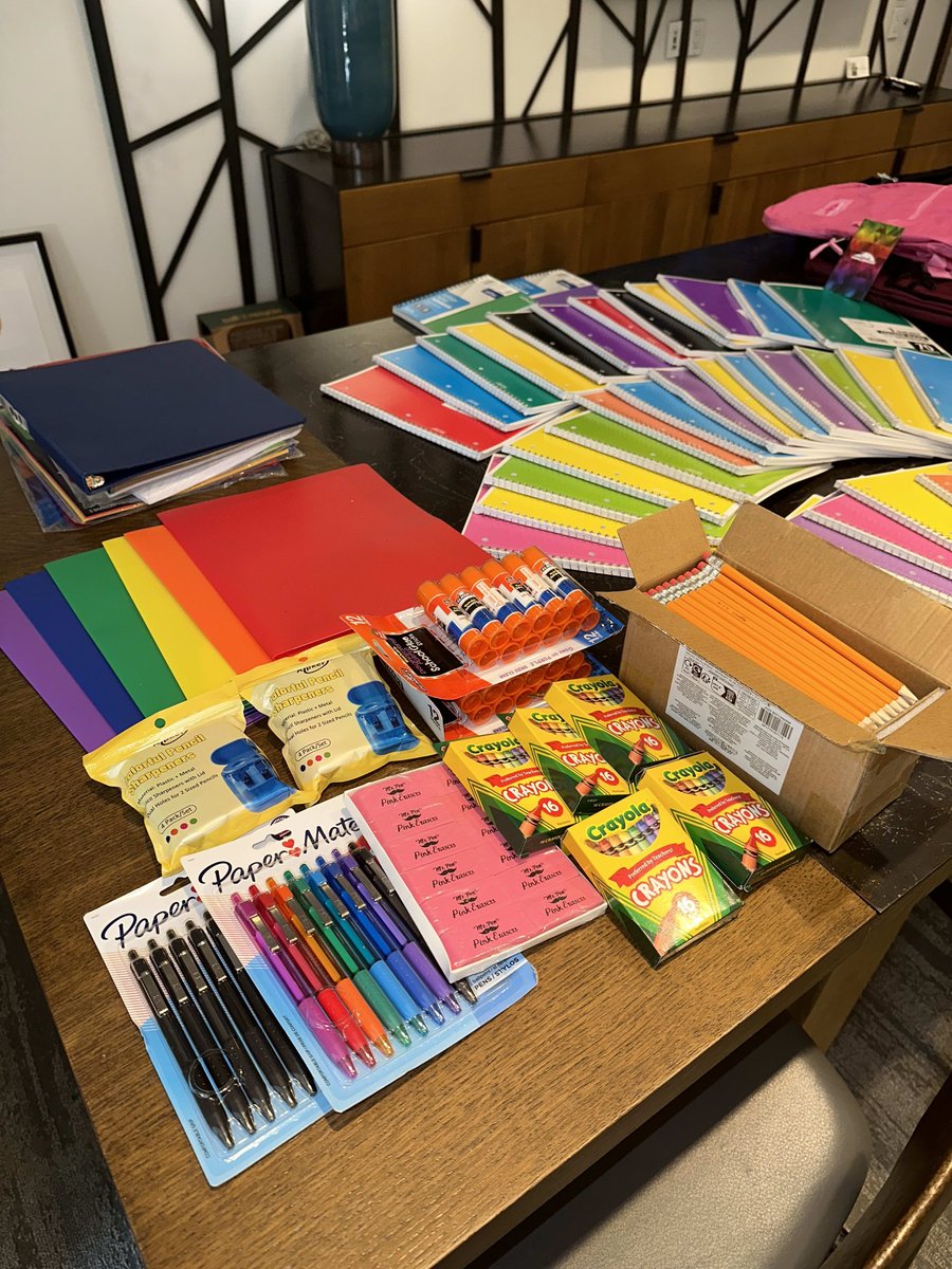 ResidencesatEM's tweet photo. We have officially concluded our Backpack Drive! We were able to fill 59 backpacks this year! Thank you to everyone who has contributed to this amazing cause! All donations have been given to the Boys and Girls Club of Greater Washington DC. #RisebyBozzuto #Bozzuto #BacktoSchool https://t.co/z30cPfoPqe