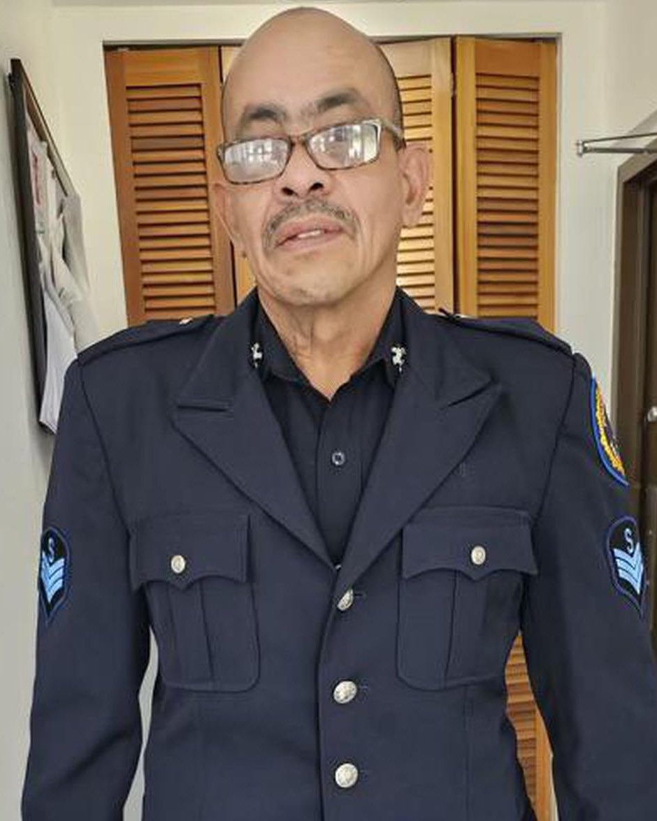 Rest in peace Sgt Pedro Torres-Santos of Trujillo Alto Municipal PD, Puerto Rico, who was shot &amp; killed on 7/31/23 in a targeted ambush while working a side job in uniform. He was a 27 year veteran &amp; leaves behind a wife &amp; children💙🖤
Please retweet to honor him #BlueLivesMatter