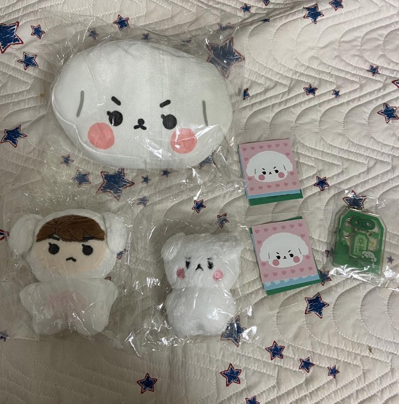 밤티쥬 멍꼬미 인형 양도합니다

일괄 우대합니다
배송 오고 이 상태로 보관만 해두었습니다

밤티쥬 멍꼬미 일괄 : 2.7(운미포)

선착인형 추가구매 시 +1.0

#최범규 #밤꼬미 #멍꼬미 #밤티쥬 #범규 #범규인형 #프루티비 #투바투 #투모로우바이투게더 #TXT