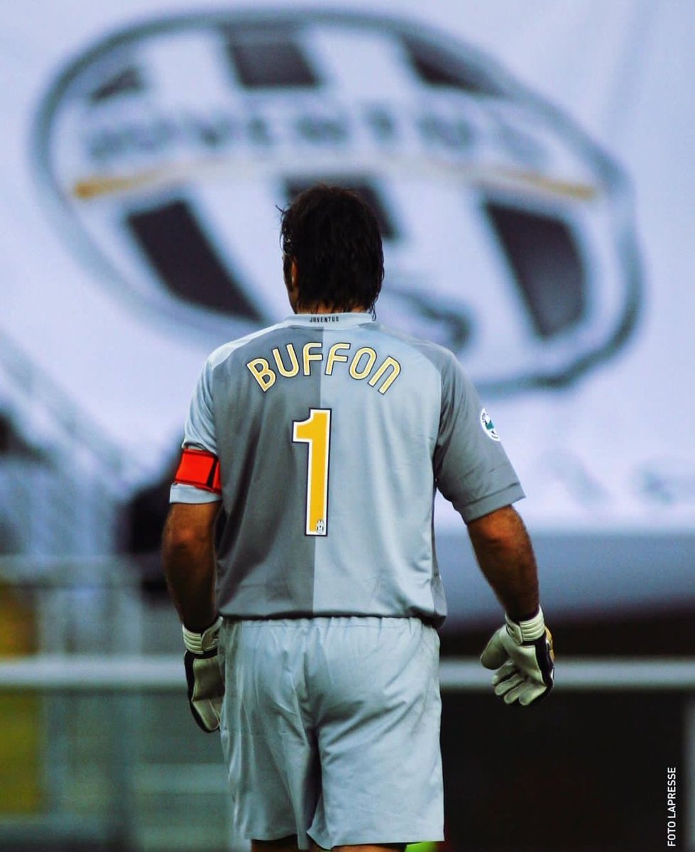 EdicionFinal's tweet photo. #futbol | Gianlugi Buffon se retira del fútbol Asus 45 años, dejando un gran legado en el arco italiano.
#edicionfinal #futbol #buffon https://t.co/VopIpuxFsY
