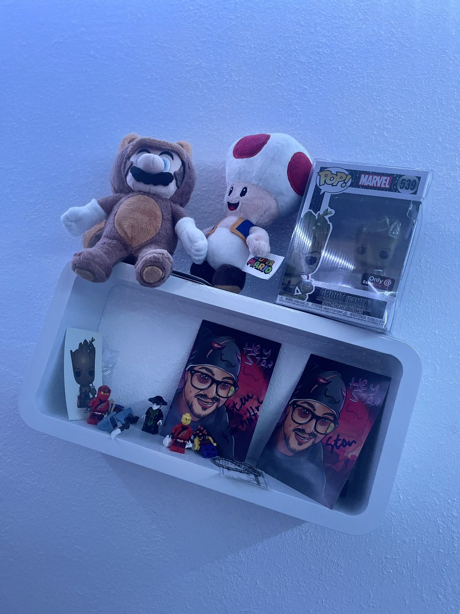 HYOVP9's tweet photo. @HeyStani Ein bisschen Mucke damits nicht eintönig wirkt :D #SetupforStan https://t.co/HOGiCxFF9d