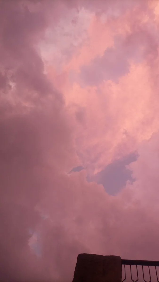 aliya_arooj's tweet photo. Clouds welcoming August 🤍 https://t.co/6nwljFX2ml