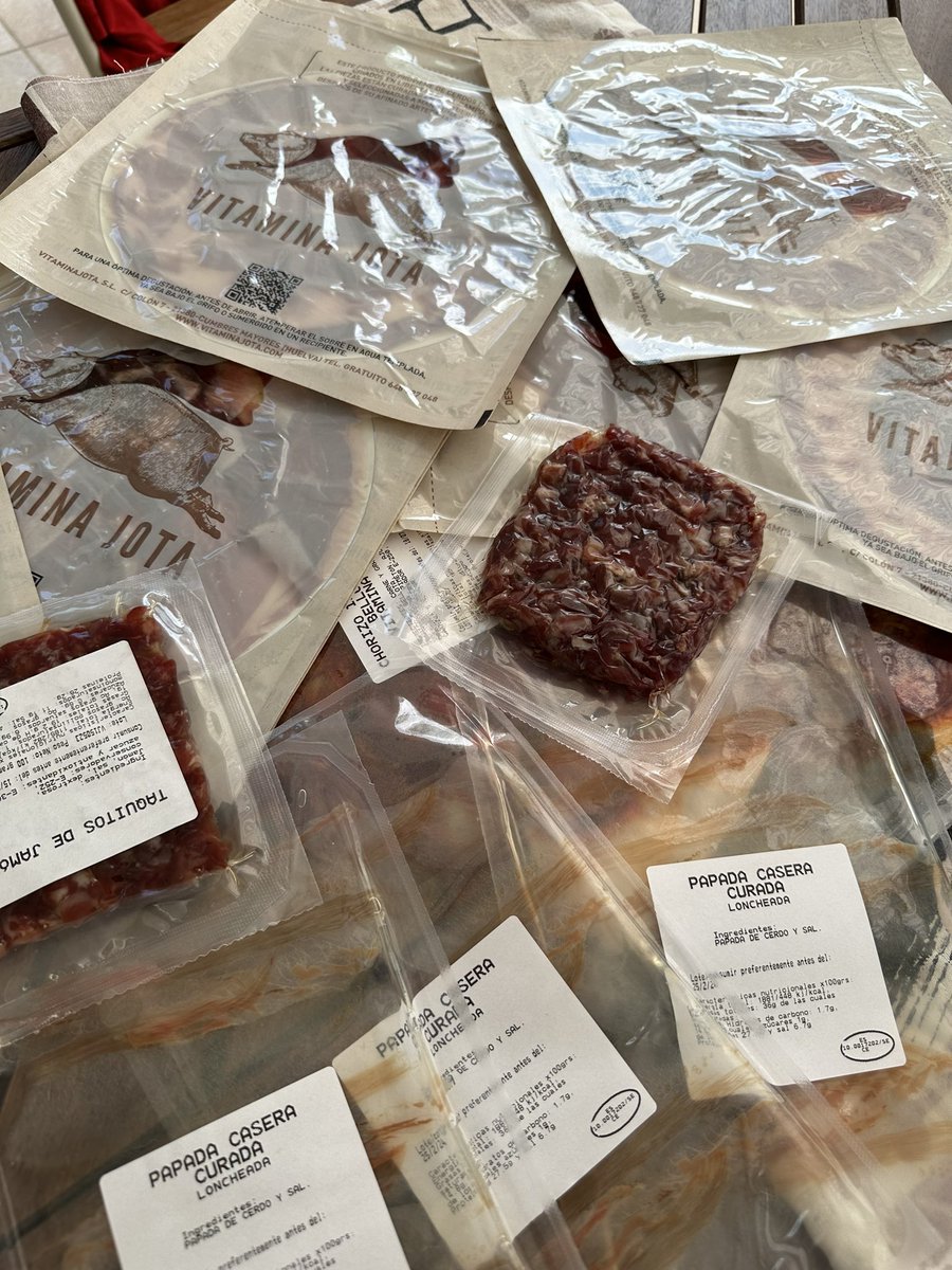 La mejor vitamina, la Jota @JotaVitamina