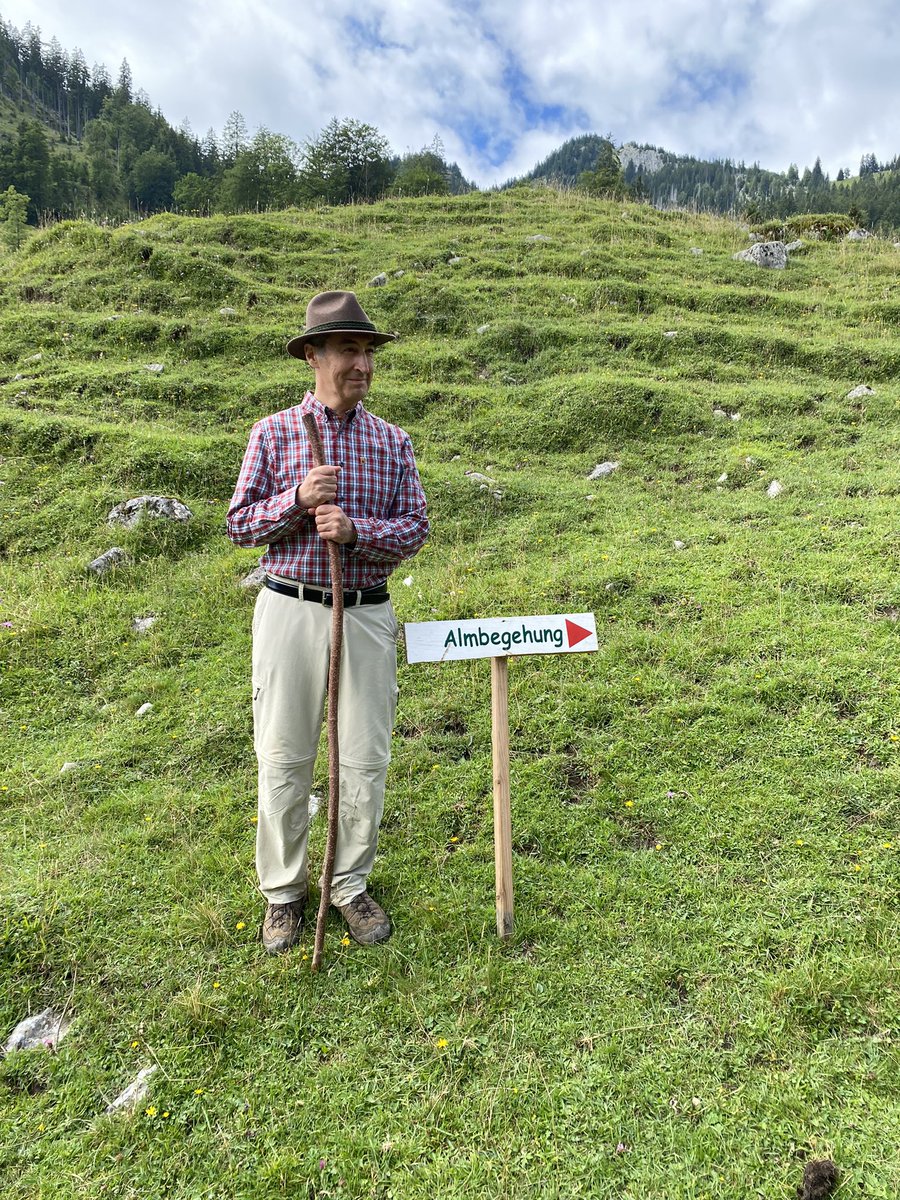 Cem Özdemir tweet media