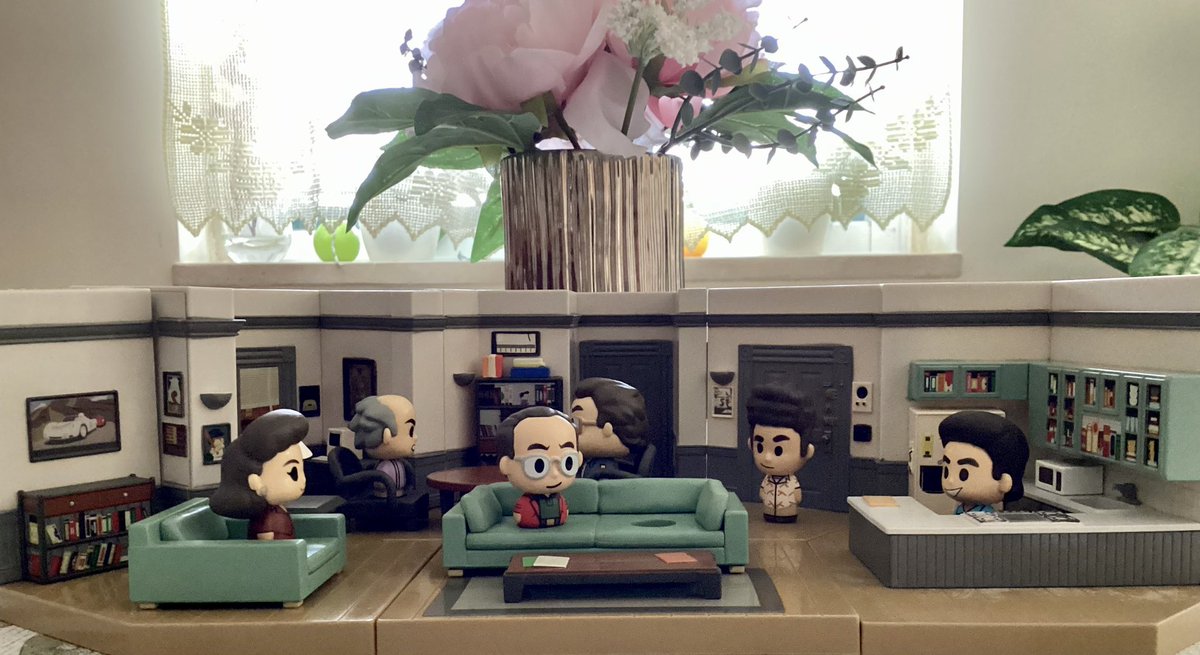 sonicpulsar's tweet photo. As massive fan of Seinfeld I had to grab these incredible Funko pop mini Moments of Jerry’s apartment #seinfeld #jerryseinfeld #Kramer #cosmokramer #georgecostanza #Newman #UncleLeo #elainebenes #Funko #Funkopop #funkopopminimoments #sitcom https://t.co/2U3BEf8xlx