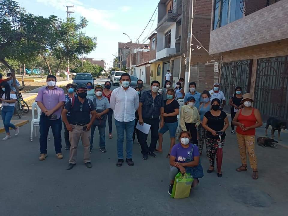 dickcastillo10's tweet photo. La Av. Prolongación Naranjal. Infraestructura vial  importante para distritos como San martín de Porres, permitirá  mejorar la conectividad de nuestro distrito con el callao y Lima Norte. Esta obra de 1.82 Kms, aumenta el valor de los predios,  mejora la situación socioeconómica https://t.co/0xQzvkgfVU