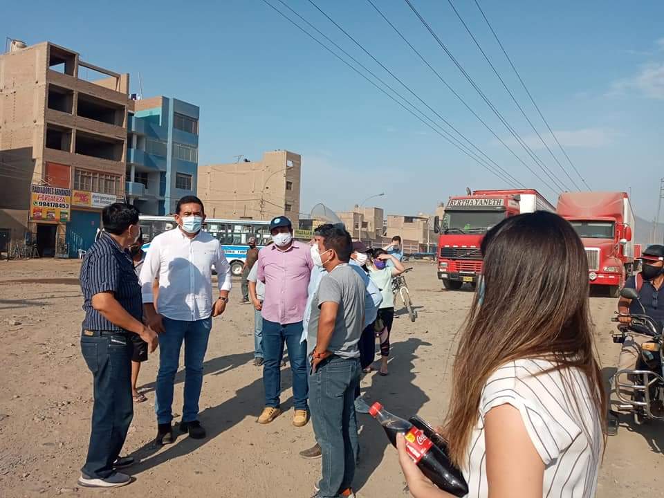 dickcastillo10's tweet photo. La Av. Prolongación Naranjal. Infraestructura vial  importante para distritos como San martín de Porres, permitirá  mejorar la conectividad de nuestro distrito con el callao y Lima Norte. Esta obra de 1.82 Kms, aumenta el valor de los predios,  mejora la situación socioeconómica https://t.co/0xQzvkgfVU