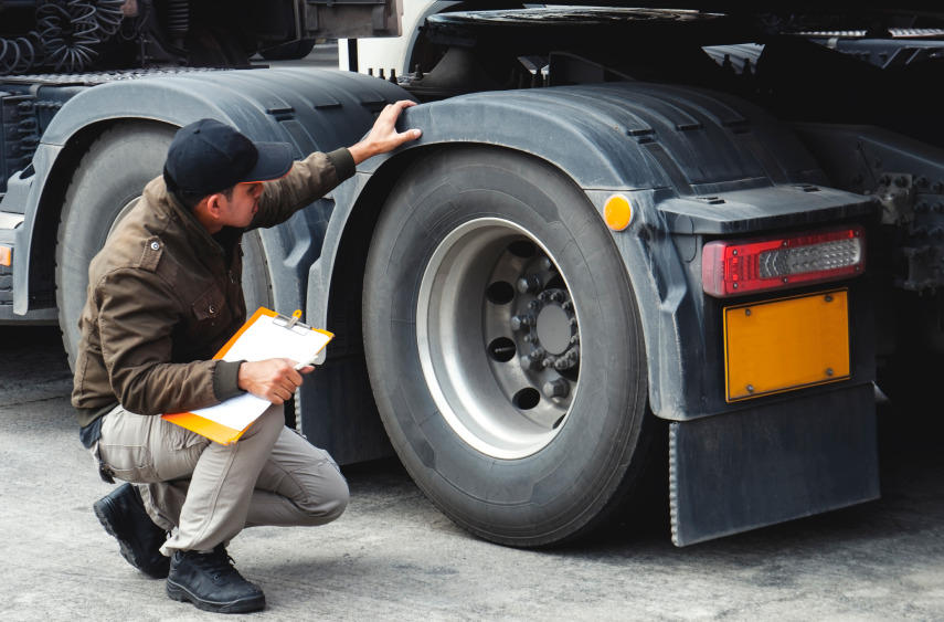📢 Over 94% CMV drivers aced inspections at #RoadCheck2023!🚛

Stay informed about USA's Trucking Industry News and check out the full article:

facebook.com/groups/1995947… 

#RoadSafety #InternationalRoadcheck #TruckerLife #truckingNews #TruckerNews #NewsUSA
