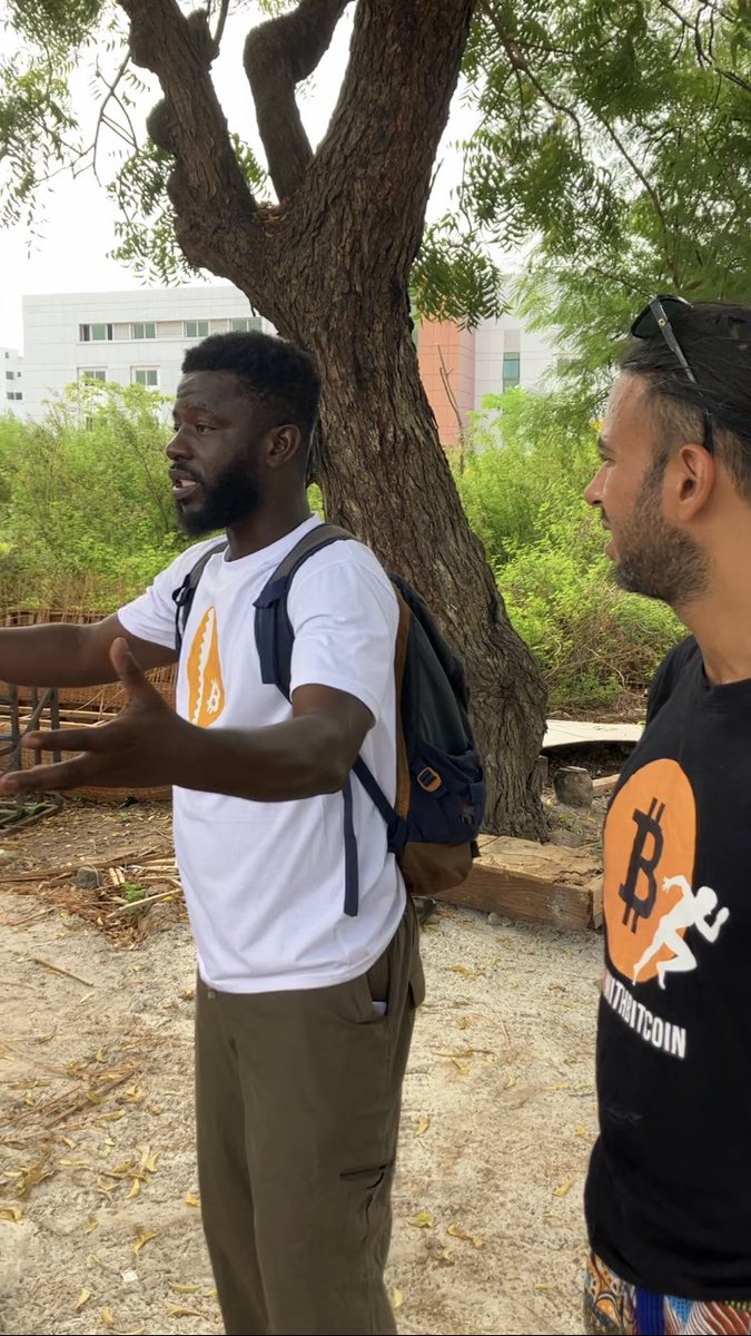 FrancisKwameOs3's tweet photo. I am obsessed with orange pilling,, somewhere last year December, with #runwithbitcoin,#bitcoincoweris #Satsminded @gh. https://t.co/rKeUn18gNZ