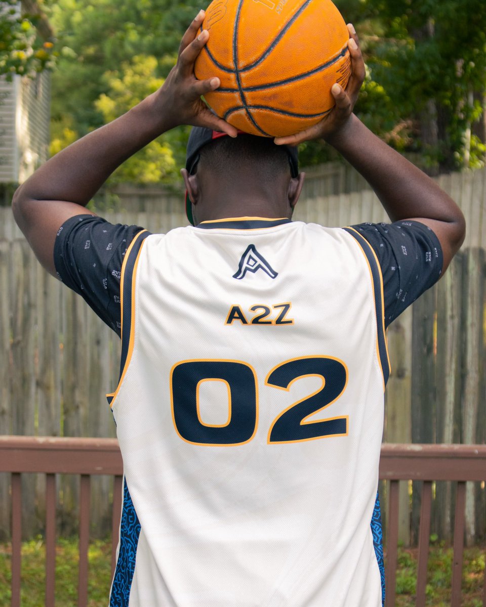 AzizDraws's tweet photo. Psst. Go ahead and grab a custom jersey before it’s too late. #screwbreakers https://t.co/kyczsFroaO