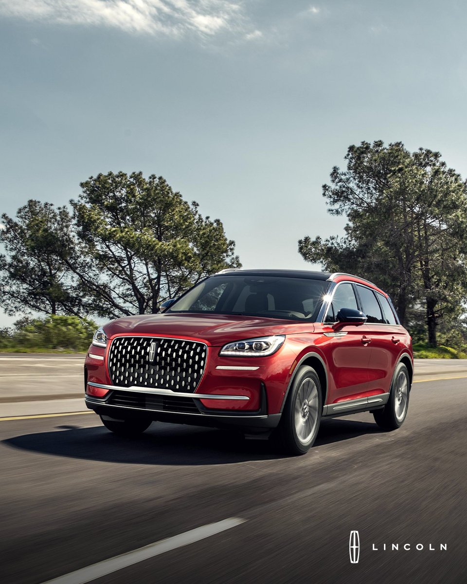 LincolnMexico's tweet photo. ✨ Auténtica. Emocionante. Como cada viaje a bordo.
Es la nueva #LincolnCorsair con un rostro completamente rediseñado. Vívela:  https://t.co/wBpYknfE5g 

#EstoEsLincoln #LincolnMéxico #LinCool https://t.co/6IzWtx4FCA