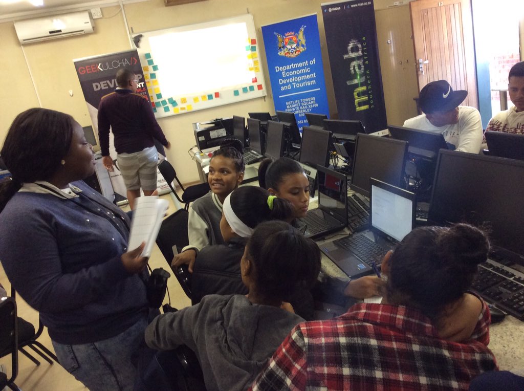 Geekulcha's tweet image. DID YOU KNOW?

The Kalahari desert parts, is where the Geekulcha Youth ICT and Business VacWork programme had been set? This was made possible by a strategic partnership with the Northern Cape Department of Economic Development and Tourism (DEDAT).

#gkVacWork