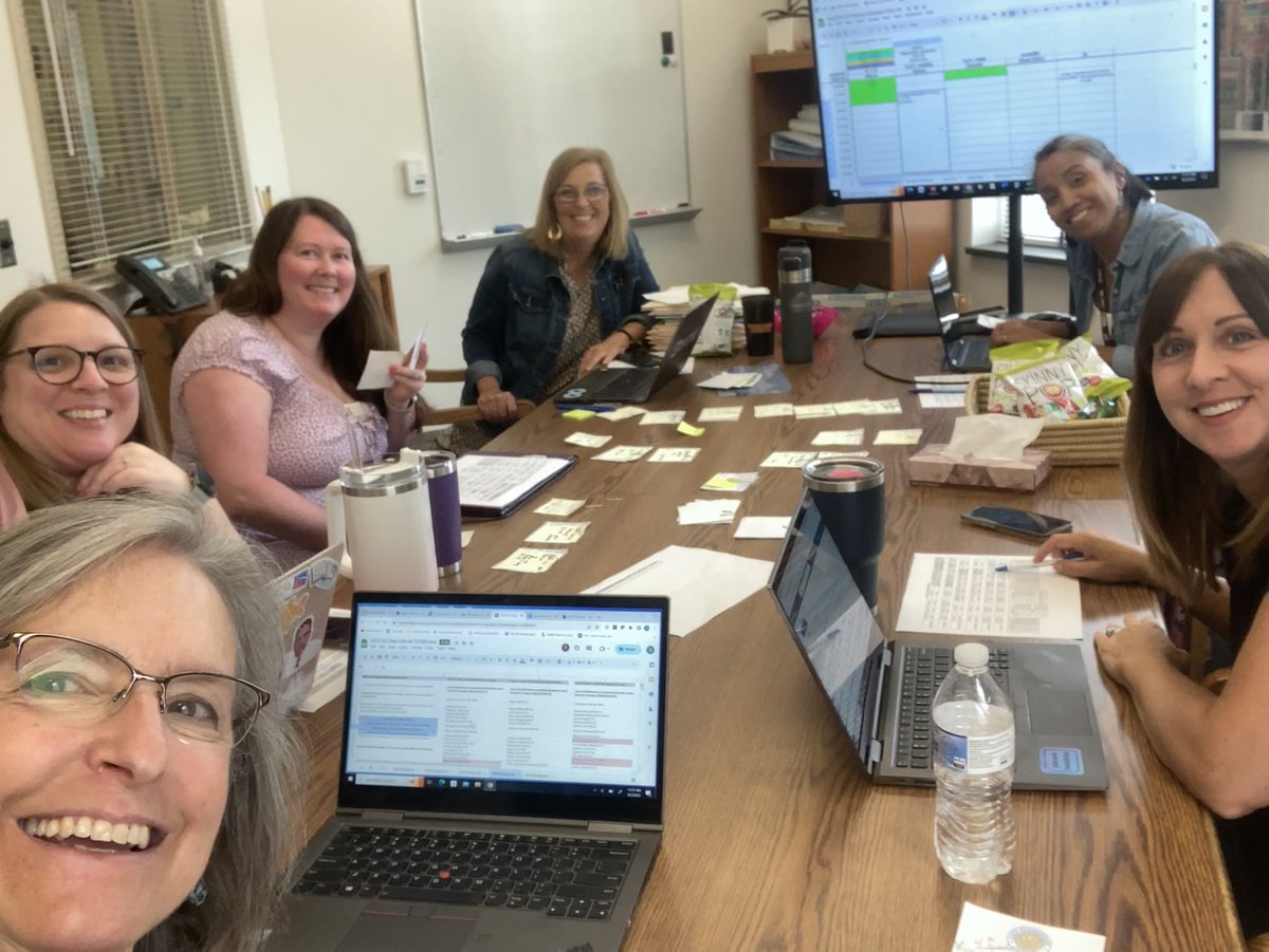 LacyESLions's tweet photo. This is what special education support looks like with a dedicated team of smart women! @WCPSS_SESLit @WCPSS_SES @CentralWCPSS https://t.co/kqa0KQJkfR