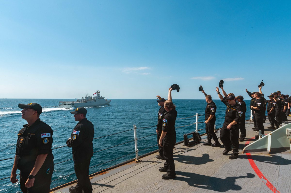 A few moments from #OpProjection last month with the company of #HMCSMontréal. 📸: Corporal Connor Bennett. #WeTheNavy #HelpLeadFight