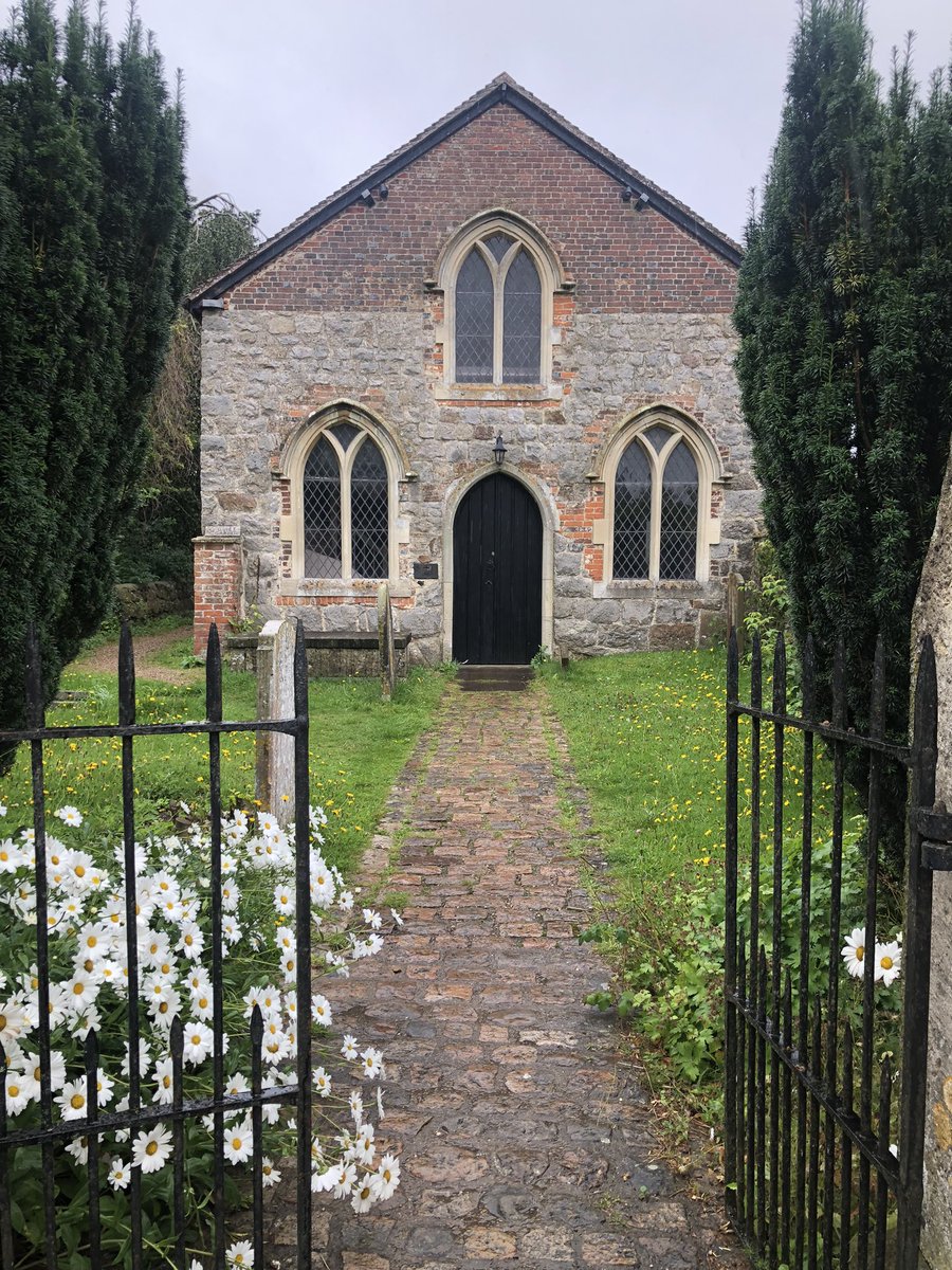 folkhorrorfiend's tweet photo. And finally, Avebury chapel and The Henge Shop 🌸 https://t.co/VKxfBJdhZr