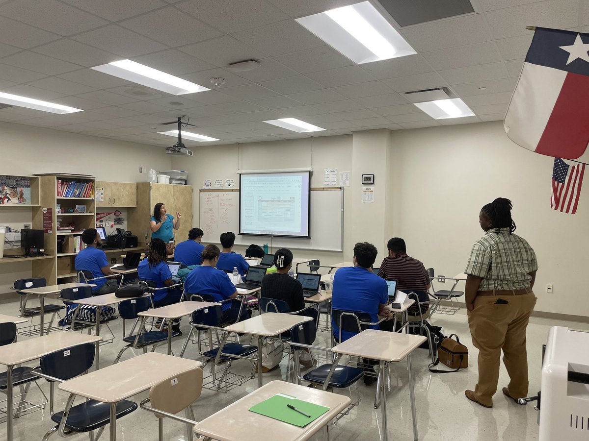 MATH New teacher orientation in progress! <a href="/TMooreLovesMath/">Teresa Moore</a> <a href="/KraftyDays/">Kirstin Days</a> @CWindham <a href="/JenniferG8s/">Jennifer Gates, M.Ed</a> We’re so excited to support our new teachers!