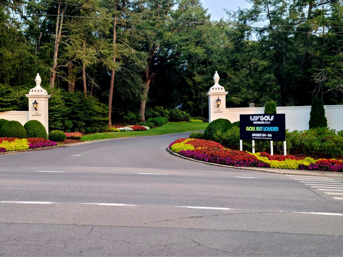 BrandonWFXR's tweet photo. Pro Golf is BACK at @The_Greenbrier 

The @livgolf_league is set for a LOUD weekend in Southern West Virginia! https://t.co/yNxRVwl8uL