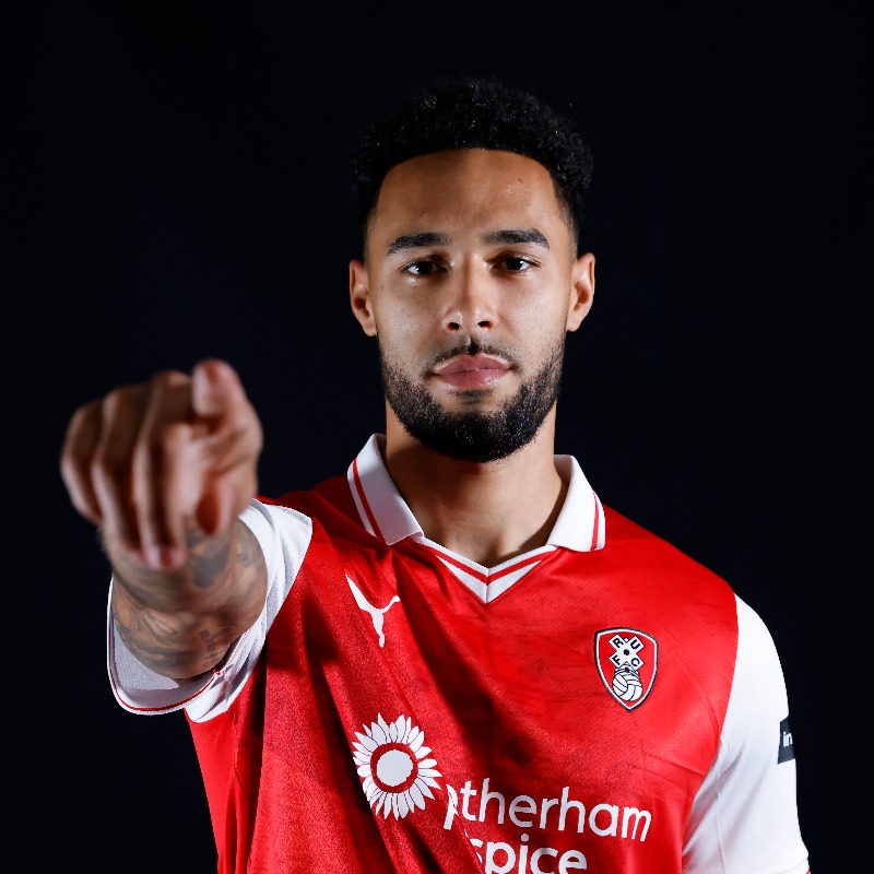 RotherhamUnited's tweet photo. ✍️ |  T̵r̵i̵a̵l̵i̵s̵t̵ ̵  𝐀𝐆𝟏𝟏 

Welcome to the Millers, Andre! 😁

#rufc | #ForeverTogetherForeverProud