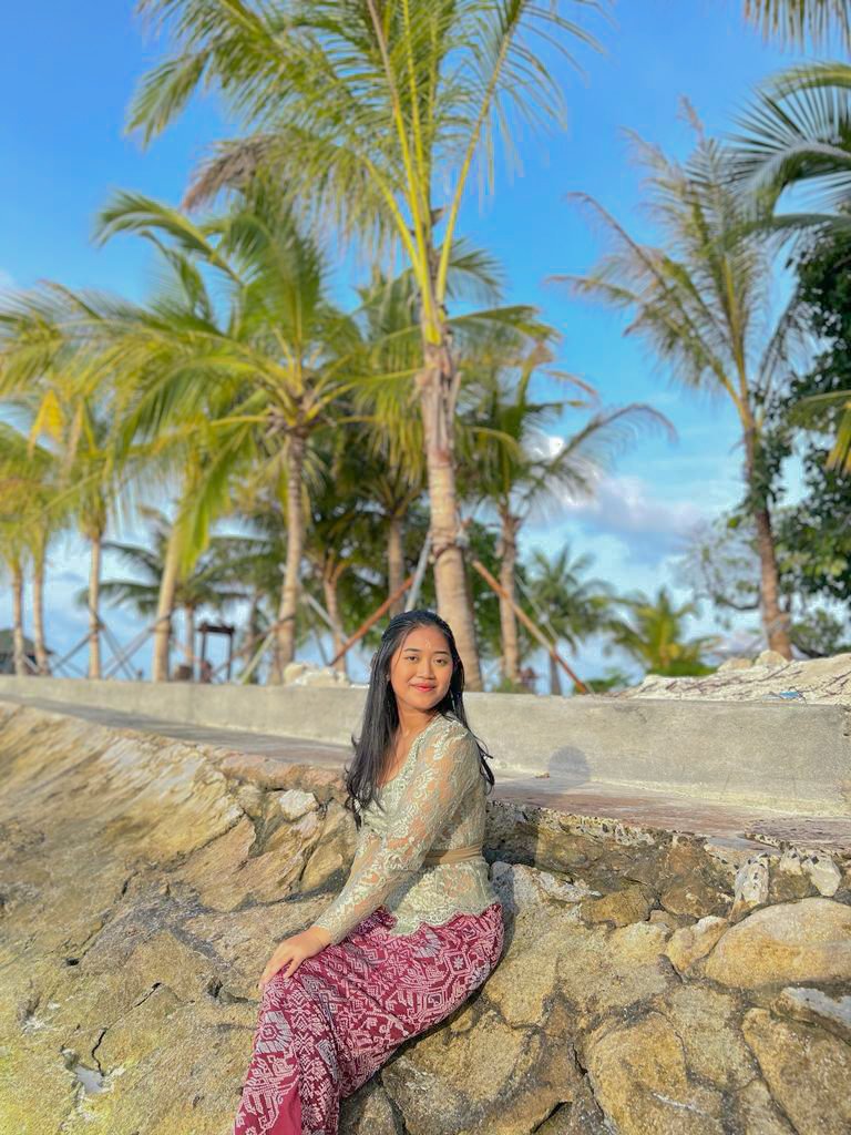 cozntan's tweet photo. Galungan ke 2 di rantauan https://t.co/xVK4FzmJSG
