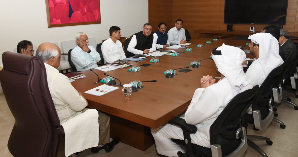 Bhupendrapbjp's tweet image. UAE ના ભારત સ્થિત રાજદૂત ડૉ. અબ્દુલનાસર  અલશાલી સાથે ગાંધીનગરમાં મુલાકાત કરી. 

તેમની સાથે GIFT સિટીમાં અબુધાબી ઈન્‍વેસ્ટમેન્‍ટ ઓથોરિટીની ઓફિસ કાર્યરત થવા અંગે ફળદાયી પરામર્શ કર્યો. ગિફ્ટ સિટી ખાતે વર્લ્ડક્લાસ ફિનટેક હબ ડેવલપ થઈ રહ્યું છે તેનાથી ફિનટેક સ્ટાર્ટઅપ્સને મળનારા લાભ…
