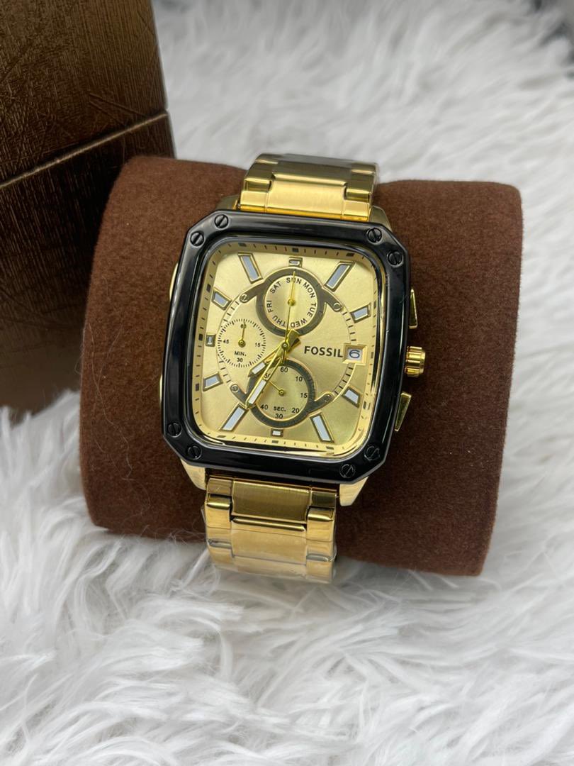Kevs_smith98's tweet photo. Fossil watch Available for 280ghc https://t.co/33zkIFNwv3