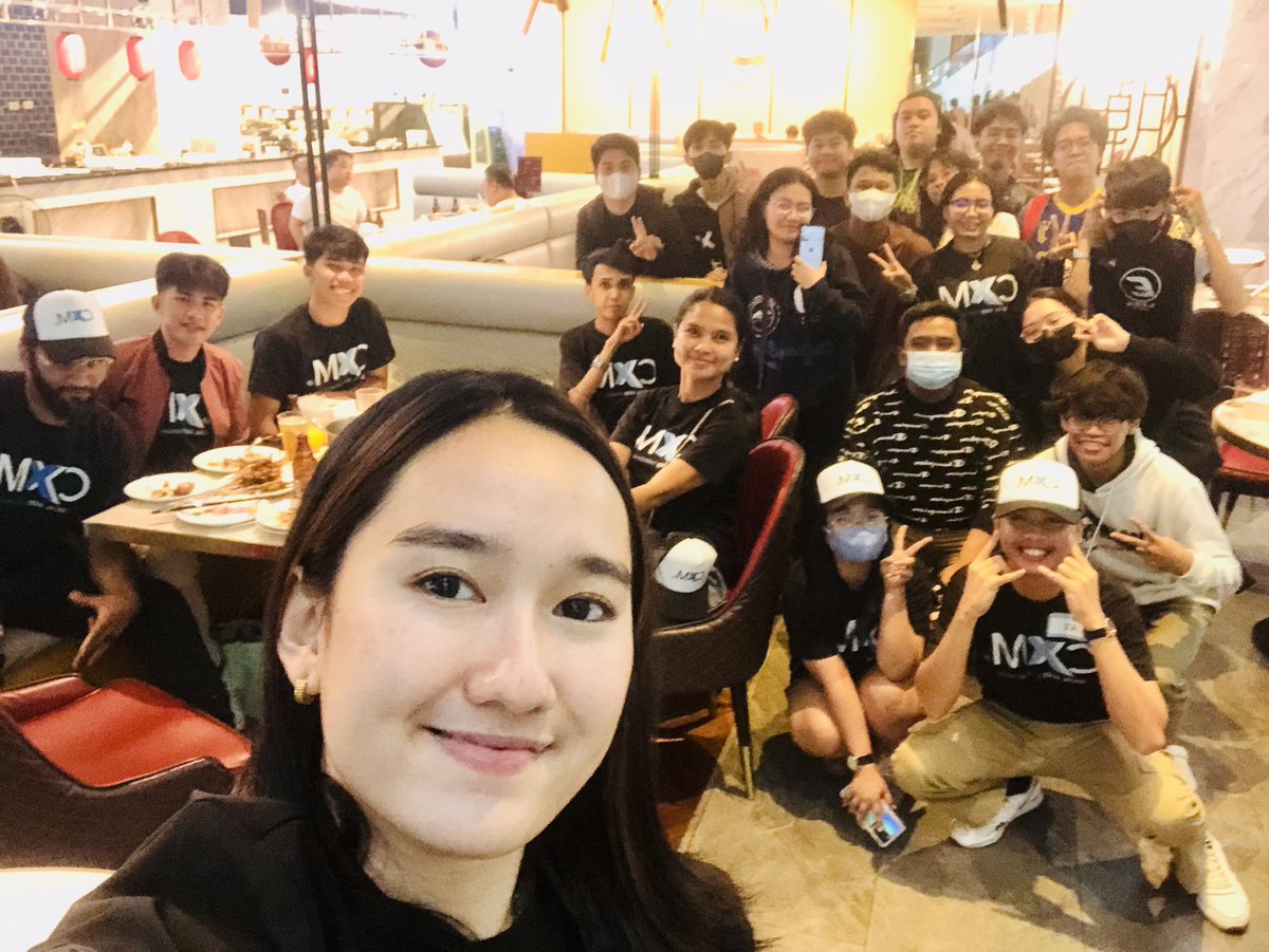 supMsP's tweet photo. Bonding with Cxmmunity discord server fam after a blastful event! 💥🚀 #cxmanila https://t.co/5UceO9t0Hm