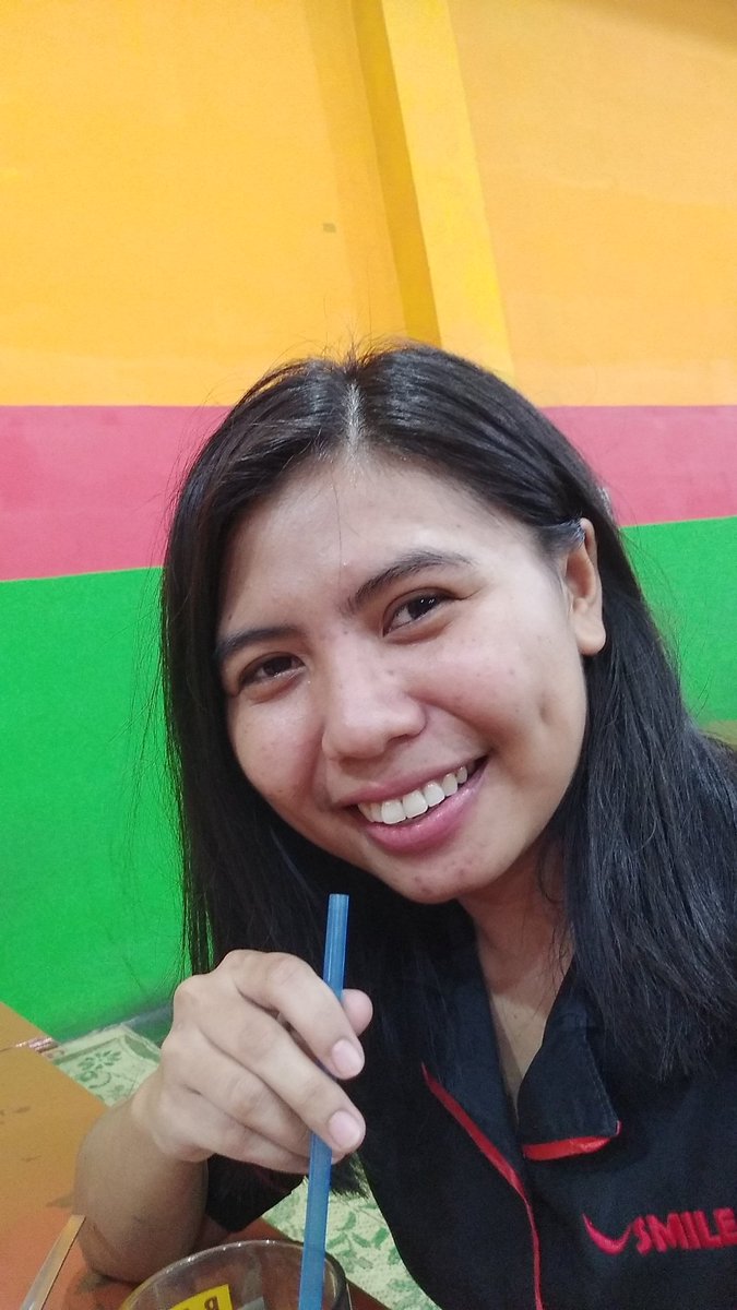 BetaniaMangkey's tweet photo. Hiii @jeje_lumax 🙋
Cuma mo bilang, 'mari makaannnnn' 😝💃 https://t.co/zv6k6mexiz