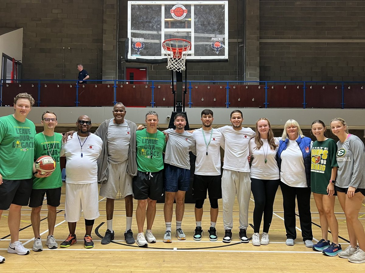 CoachFlan's tweet photo. Thankful for this staff that is helping run a great camp here in Belfast, Ireland! #clevelandproject #flanclan https://t.co/Ik0Nw16DPq
