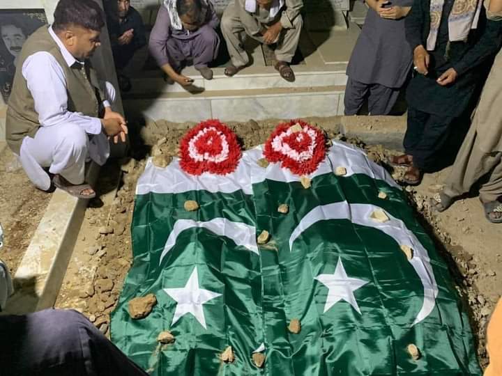 AzharHussaini5's tweet photo. Raise your voice against these brutal terrorism
Stop hazara target killing
#HazaraGenocide 
#StopHazaraGenocide 
#Quetta https://t.co/eXRmFvDYz1