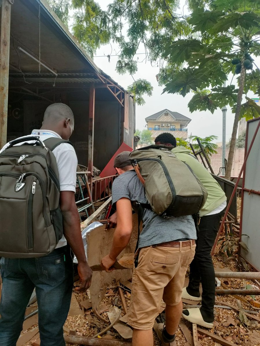 DelegationF's tweet photo. 📷 Projet photographie 📷 
Immersion dans la ville de Kinshasa 🇨🇩 pour prendre des clichés pour le concours photographie des  @kinshasa2023
 Quelques photos de la mission ... 

#Jeuxdelafrancophonie2023 
#Kinshasa https://t.co/5x4yb6i7Yk