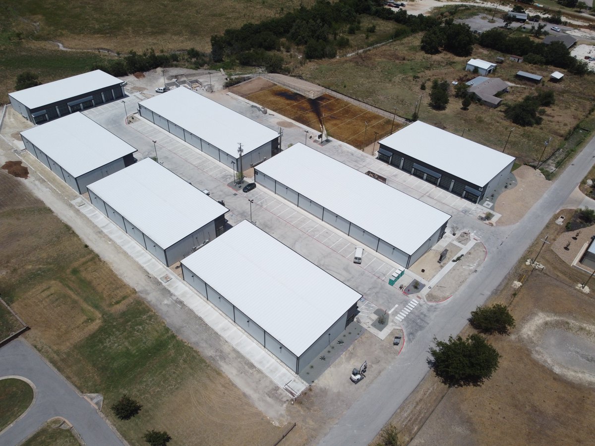 TBNDevelopment's tweet photo. Panther Commercial Park is looking fantastic! If you need a great space for your business we still have units available! https://t.co/ALgODCGHtF