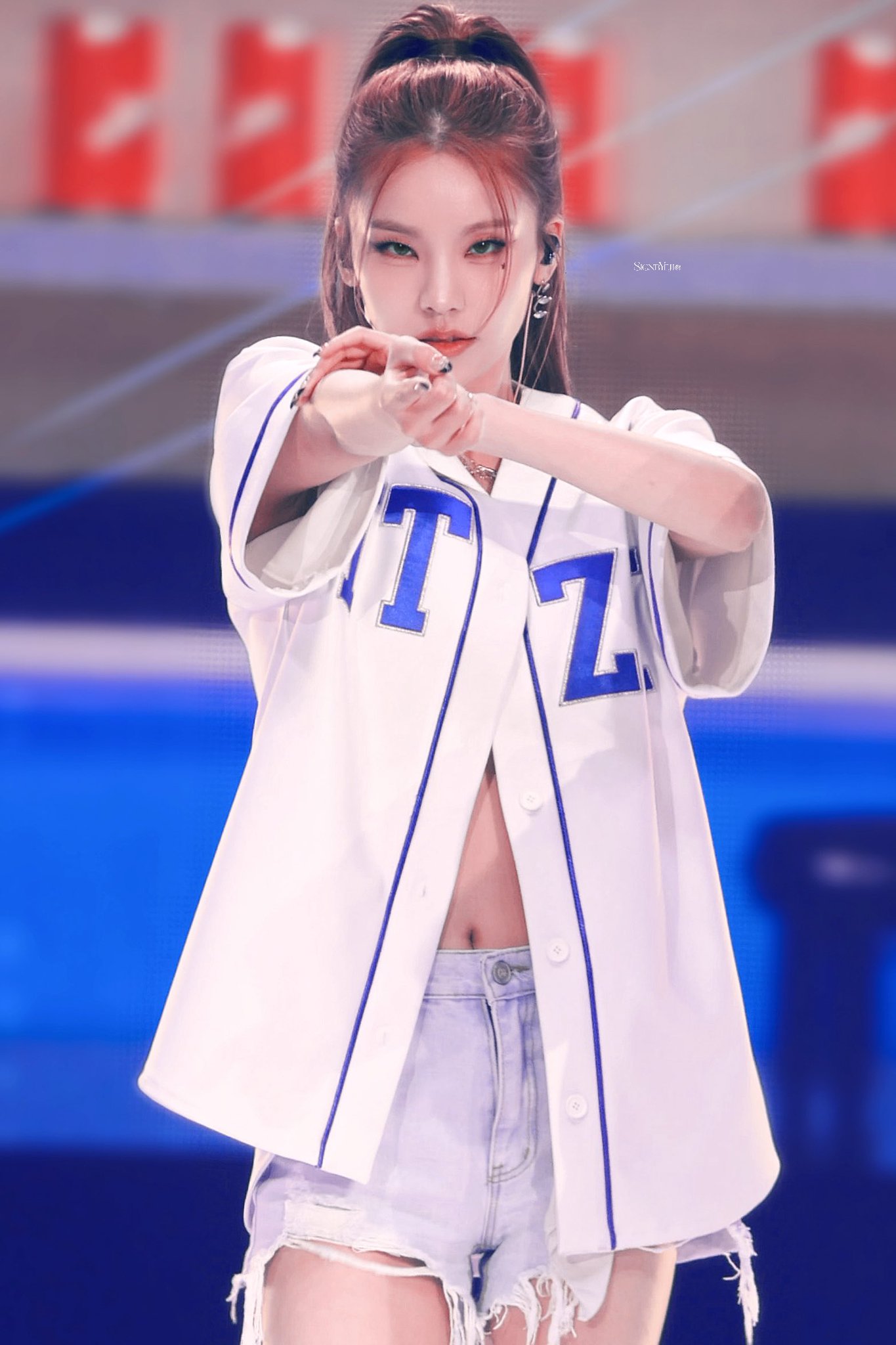 itzy YEJI None of My Business SSJYP トレカ New Limited Edition Theme - ITZY “None of My Business” & New