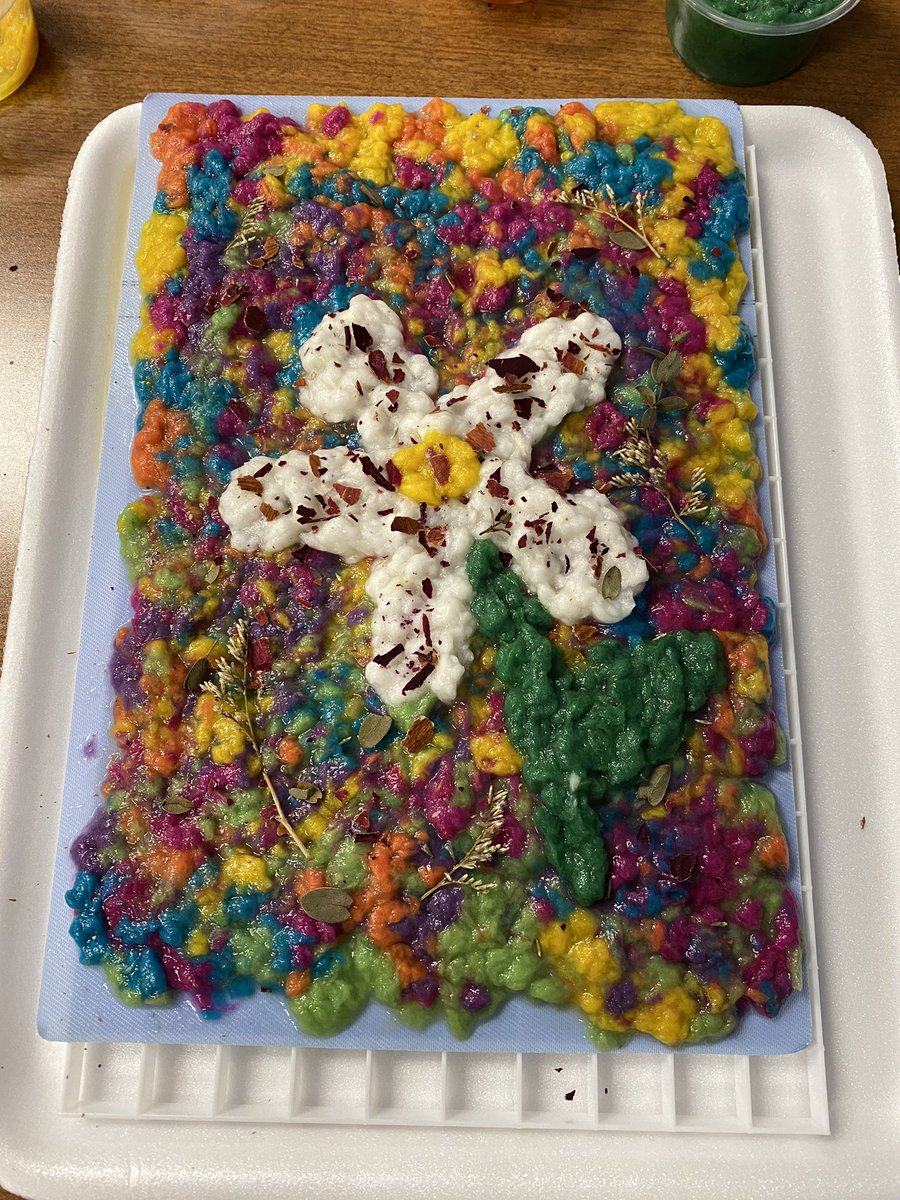 TheMrs_Madden's tweet photo. Paper Pulp #AmplifyAldineArt #AldineArt https://t.co/tpfZI5Jxtt