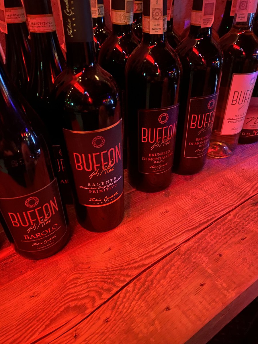 Kóngurinn kveður! Jafnvel að við opnum eina rauða til heiðurs þeim besta! #gkunion