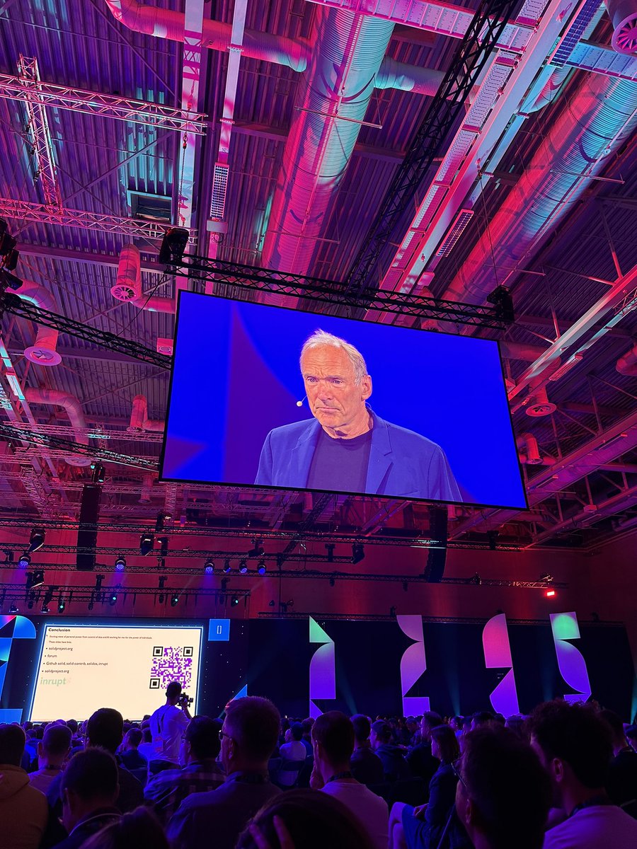 ankso's tweet photo. Seeing @timberners_lee at @WeAreDevs being so humble after what he have achieved and done for all of us, was the most motivational thing ever. Be humble, work hard and always share credits! #www #timbernerslee #wearedevelopers https://t.co/M7xfEKp1fD