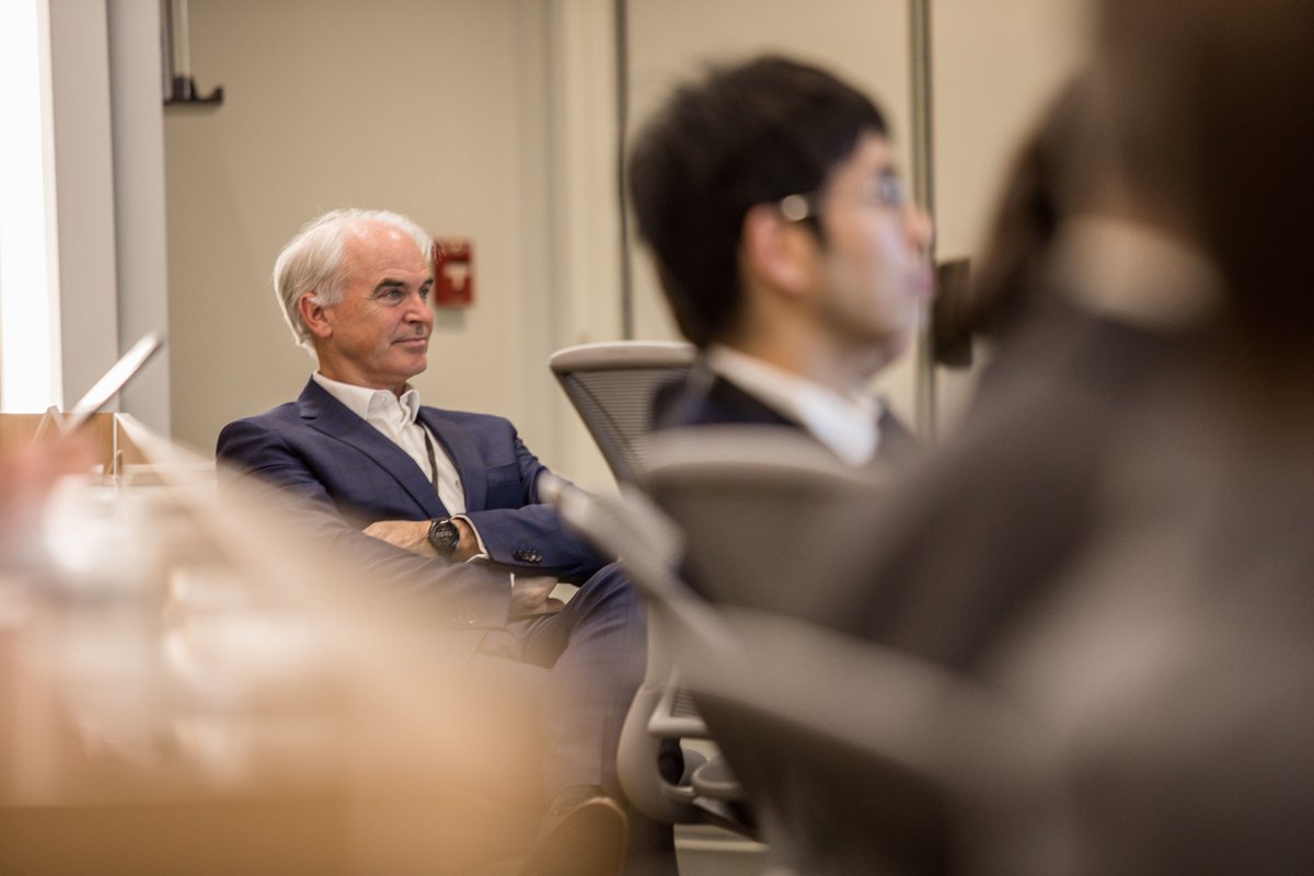 Sending heartfelt goodbyes and best wishes to DG Paul Beaudry.

As he embarks on new endeavours, we express our sincere gratitude for his invaluable contributions to the Bank's policymaking, research, and global engagement activities.

bit.ly/3qgtGiC

#ThankYou