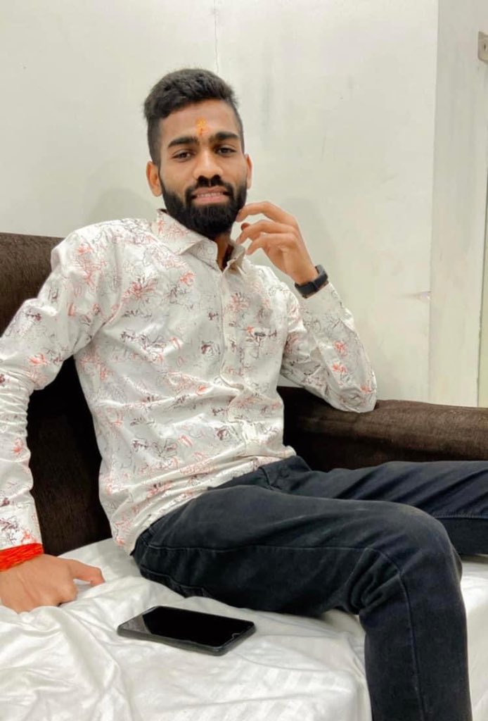 aniketsingh985's tweet photo. आप सभी को मुझे जन्मदिन की शुभकामनाएं देने के लिए बहुत-बहुत धन्यवाद। मैं बहुत खुशकिस्मत हूं कि आप जैसे दोस्त हैं जिन्होंने मेरे जन्मदिन को याद रखा, आपकी जन्मदिन की शुभकामनाओं के लिए धन्यवाद।  ❤️
Aniket singh Rajput 
 #Bihar #india #बिहार #gaya #happybirthdayHappy https://t.co/ZHUcstHpJZ