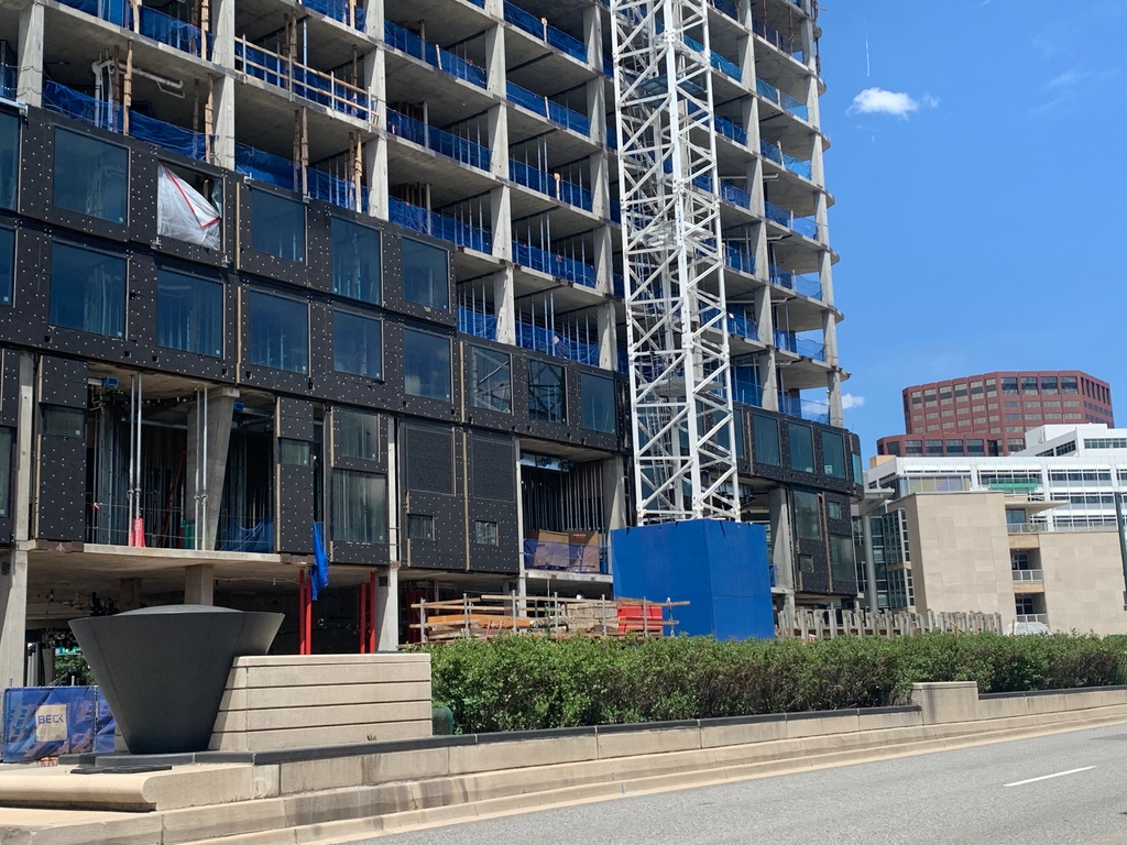 Studio NYL (@studionyl) on Twitter photo Close-up shot of the Populus panels going up! We are excited to see the construction progress and how it will evolve with time now that the enclosure items are starting to go up!
Project we are collaborating with <a href="/studiogang/">Studio Gang</a>
#denvercolorado #enclosure #populus Close-up shot of the Populus panels going up! We are excited to see the construction progress and how it will evolve with time now that the enclosure items are starting to go up!
Project we are collaborating with <a href="/studiogang/">Studio Gang</a>
#denvercolorado #enclosure #populus