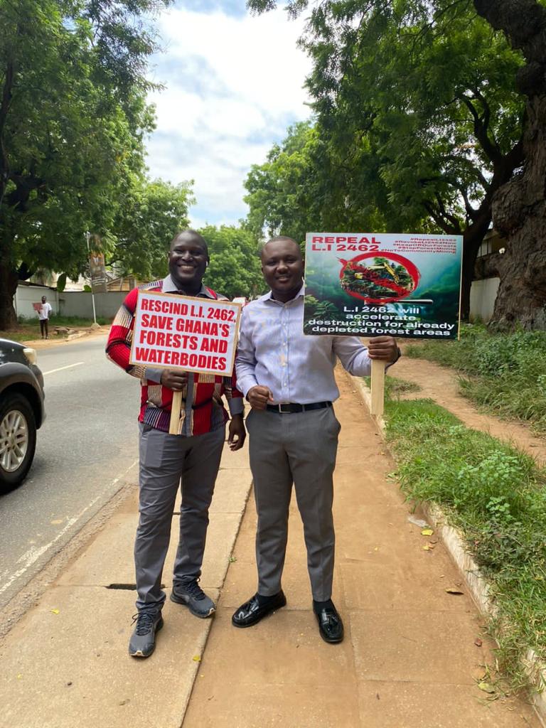 africa_soy's tweet photo. 49.9% of our forest reserves have been destroyed by galamsey.
L.I 2462 will accelerate destruction of already depleted forest areas.
#RepealLI2462
#RevokeL12462Now
#KeepOffOurForests
#StopForestMining
#NoToCommunityMining https://t.co/wsqc4YTSHI